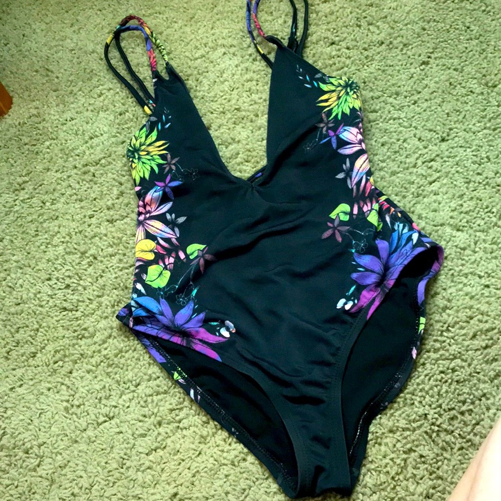Out From Under by Urban Outfitters 1 Pc Swimsuit